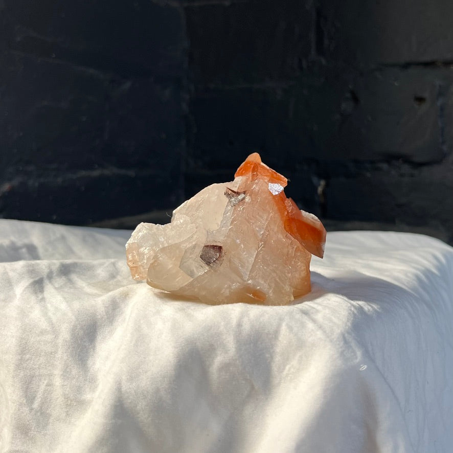 Mariposa Phantom Calcite Specimen  (Scalenohedral) 195g