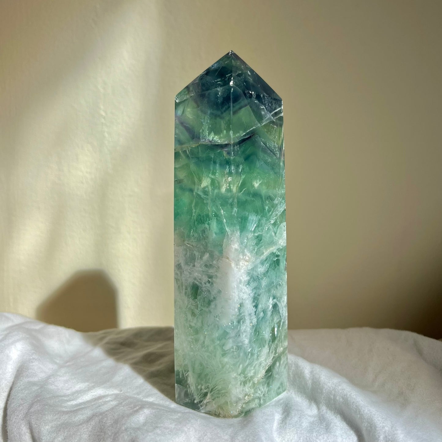 Snowflake Fluorite Tower 13.5cm